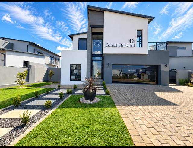 4 BEDROOM HOUSE FOR SALE IN FOUNTAINBROOK ESTATE
